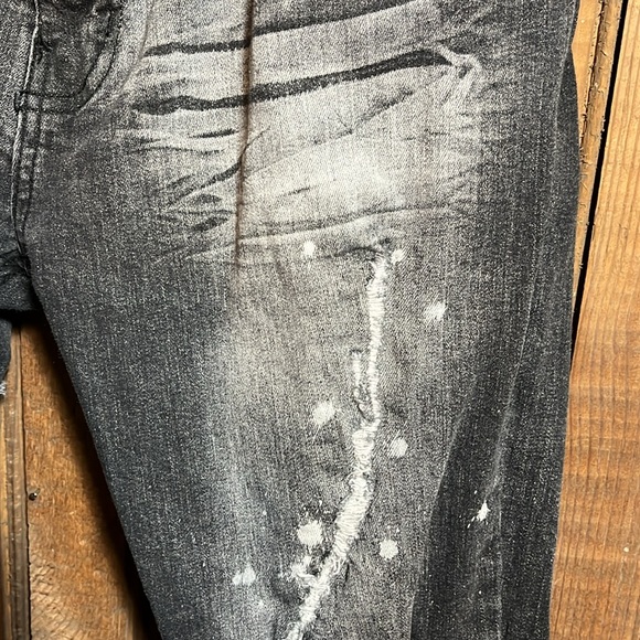 AHP distressed jeans - Picture 2 of 9